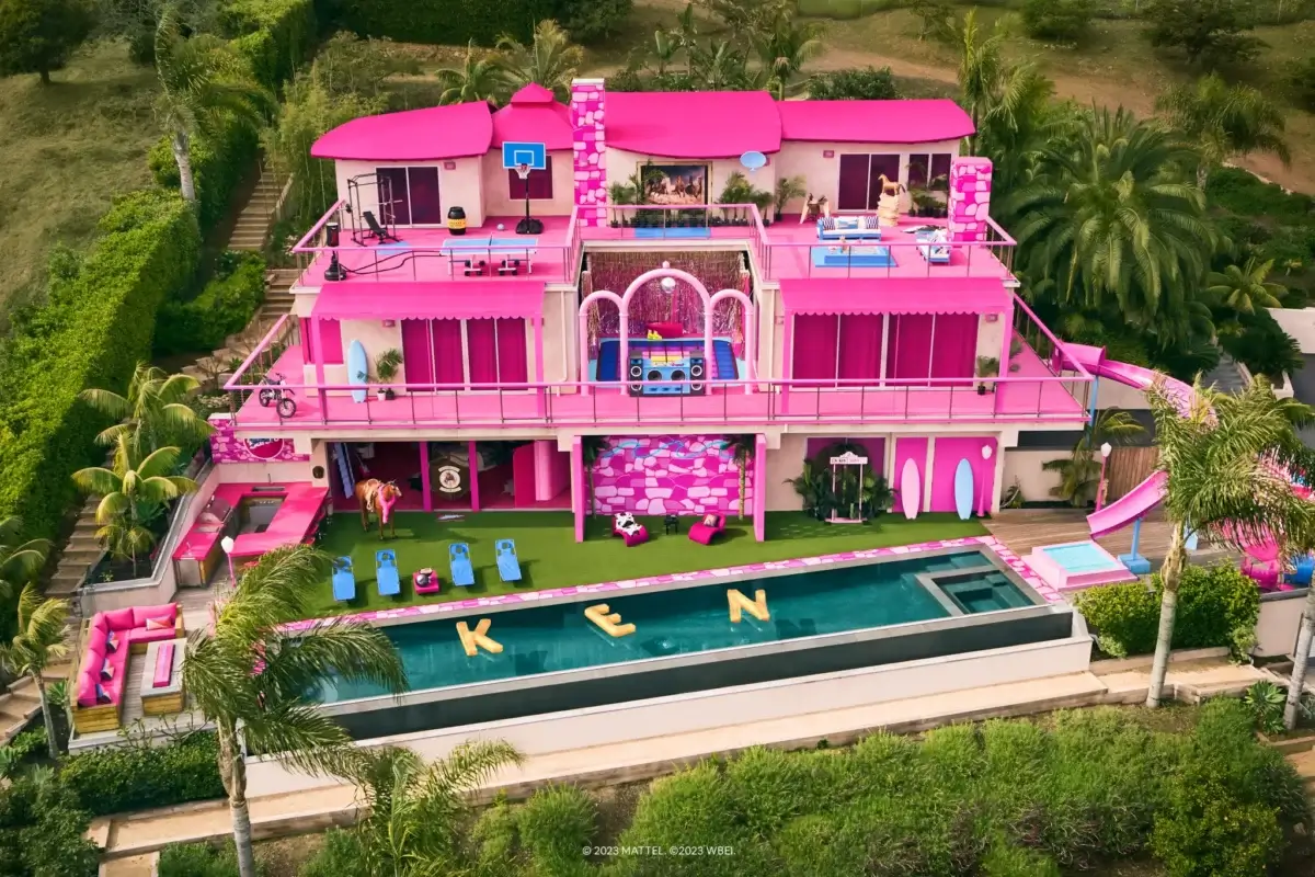 lifesize Barbie dreamhouse - airbnb x mattel collaboration
