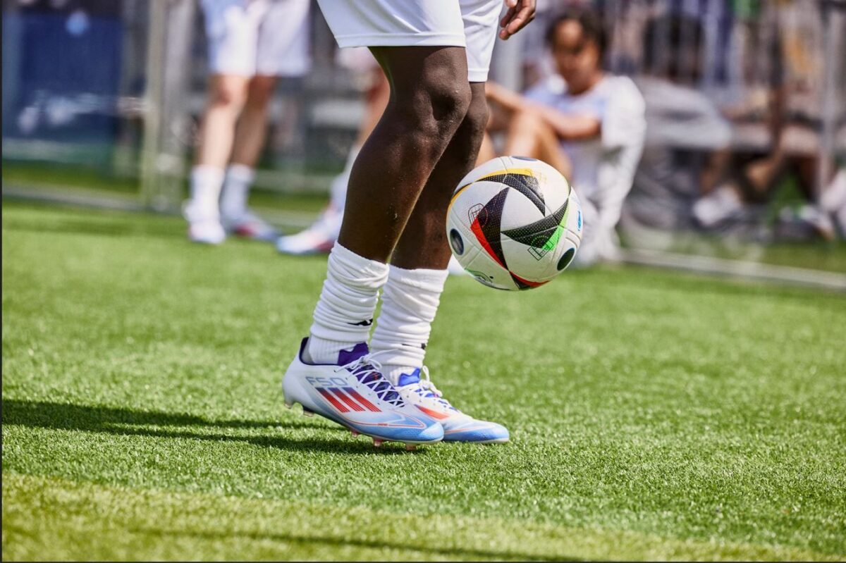 Photo de la chaussure de football F50