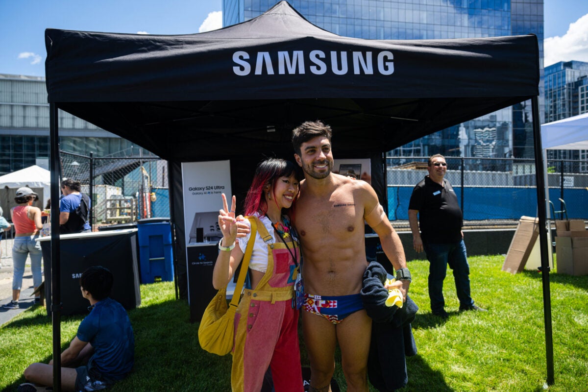 Diver posing with fan