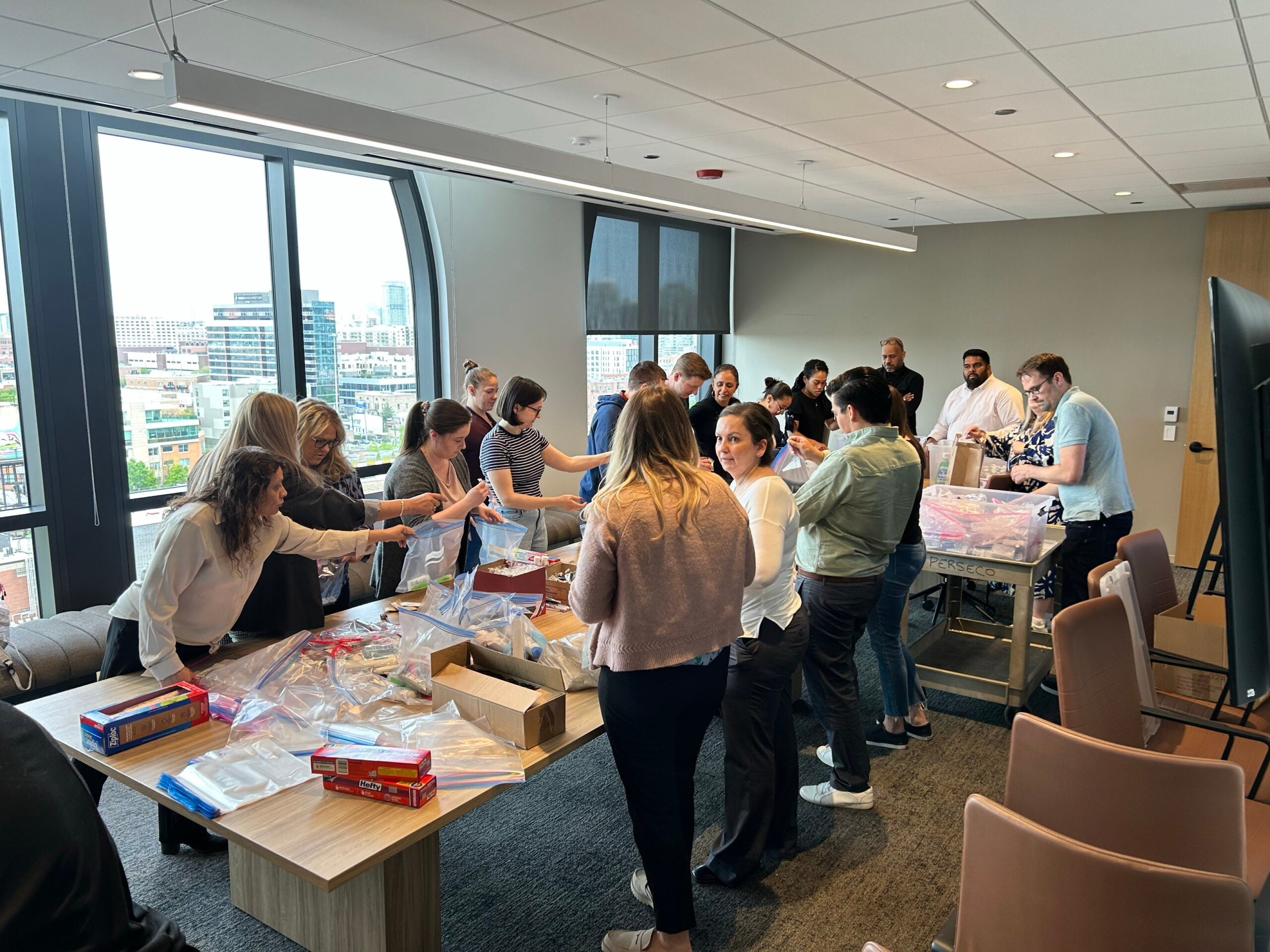 People packing for the Chicago toiletry drive