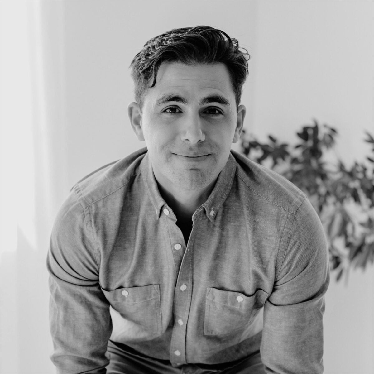 Headshot of Leo Tropeano, Founder and CEO of Mugsy