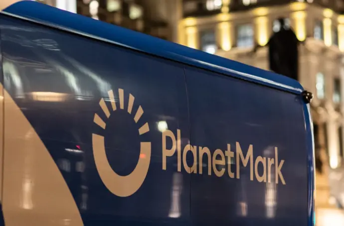 Planet Mark logo