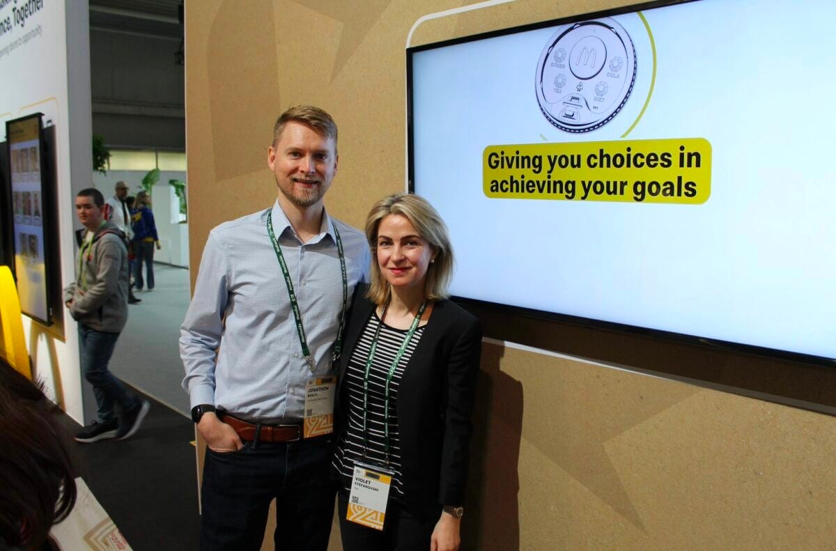 Les collaborateurs de tms posent pour une photo