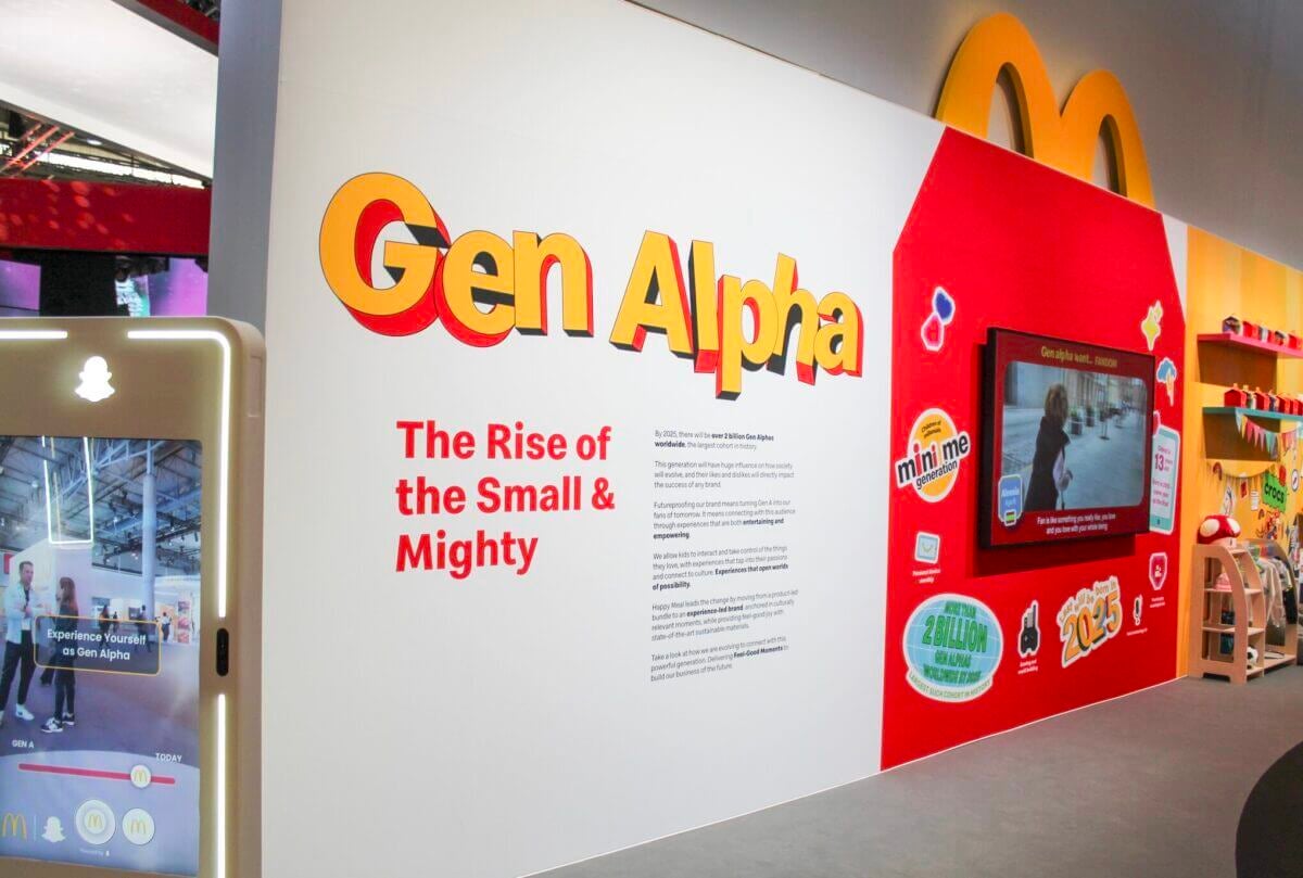 Fresque au WW24 expliquant les tendances de Gen Alpha