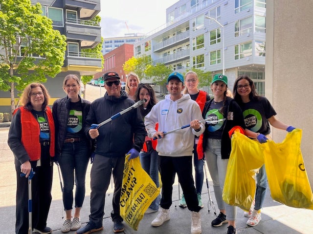 Group of people at the cleanup