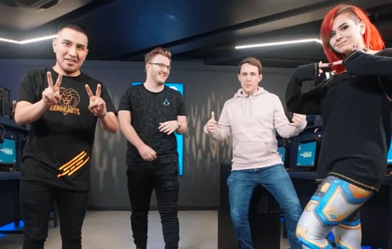 4 gamers striking a pose