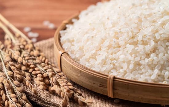 White rice and grain stalks