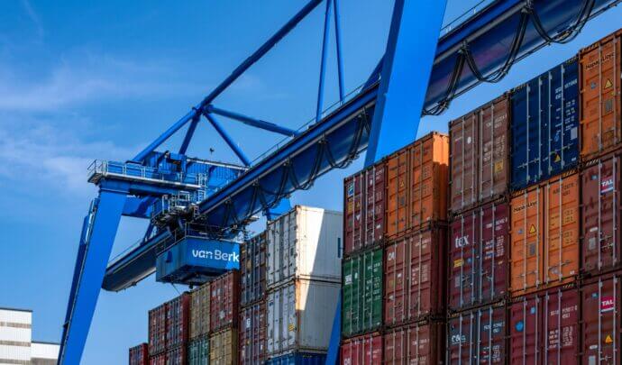 Image of cargo in port